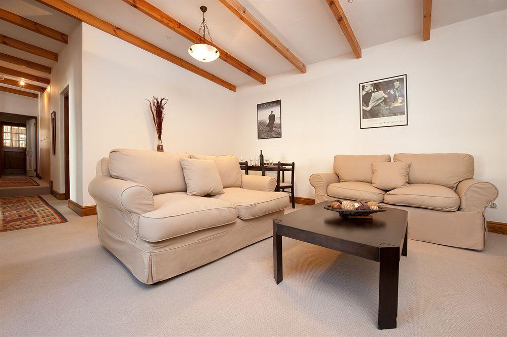 La Galiniere Guest Cottages 프란쉬후크 외부 사진